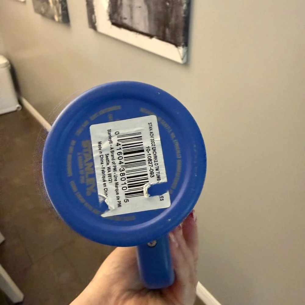 Stanley Blue Insulated Mug with Straw - Picture 3 of 3